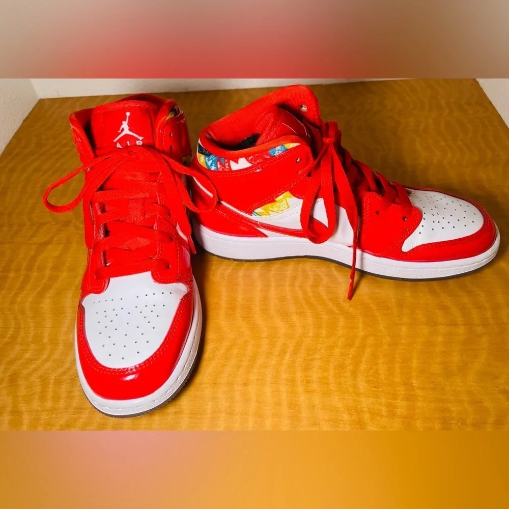 Air Jordan 1 Mid SE 
